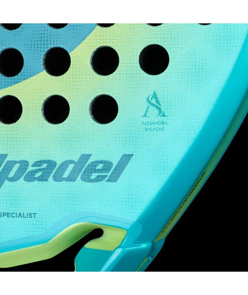 pala-bullpadel-flow-woman-25-7.webp